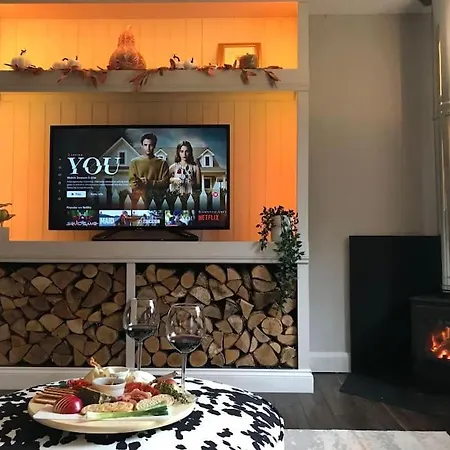 The Old Dairy - Romantic Country Apartment With Hot Tub & Log Burner Cupar Esterno foto