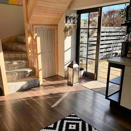 The Old Dairy - Romantic Country Apartment With Hot Tub & Log Burner Cupar Esterno foto