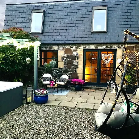 The Old Dairy - Romantic Country Apartment With Hot Tub & Log Burner Cupar Esterno foto